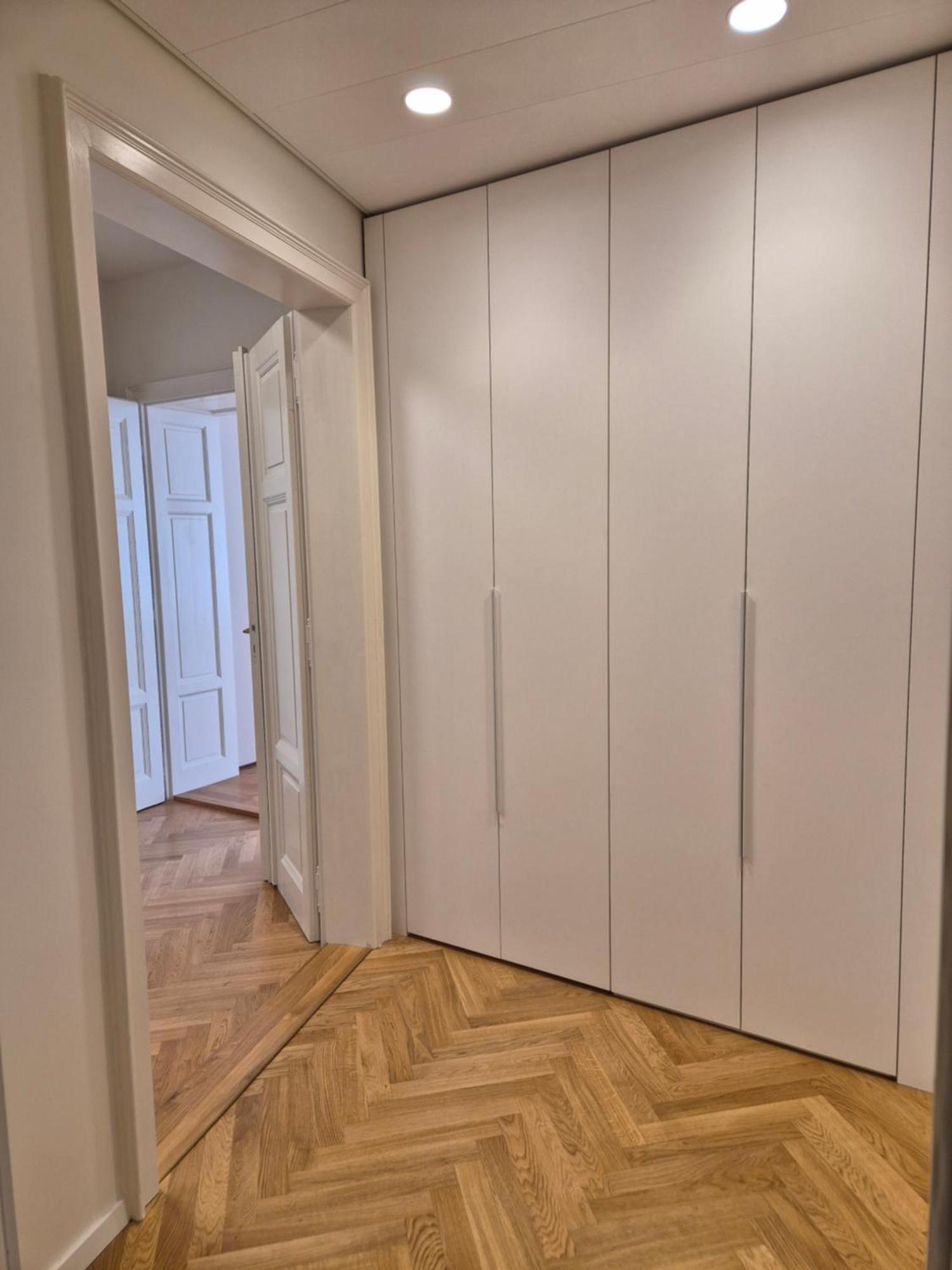 Laurinska 1 Apartman *